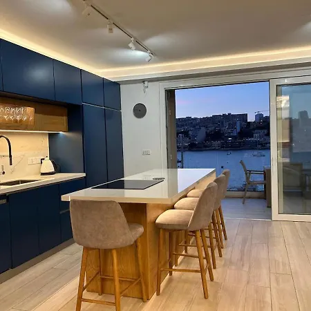 דירה St Pauls Bay Luxury Quiet Seafront