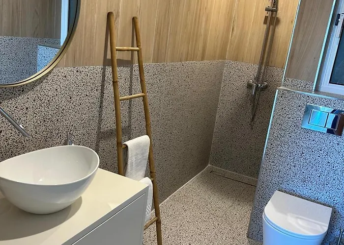 St Pauls Bay Luxury Quiet Seafront Lägenhet St. Paul's Bay